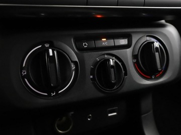 Citroen C3 III Hatchback 1.2 PureTech 82KM 2017 Citroen C3 klimatyzacja multifunkcja czujniki, zdjęcie 23