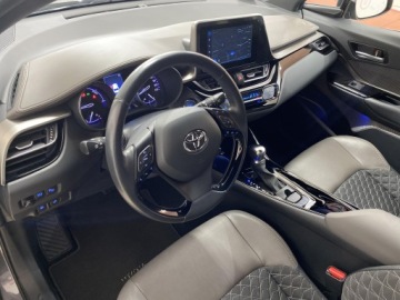 Toyota C-HR I Crossover Facelifting 1.8 Hybrid 122KM 2022 Toyota C-HR 1.8 Hybrid Executive Toyota C-HR 1.8 E, zdjęcie 9