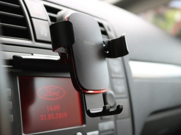 Автомобильный держатель BASEUS Gravity для гравитационного телефона со слотом для компакт-диска