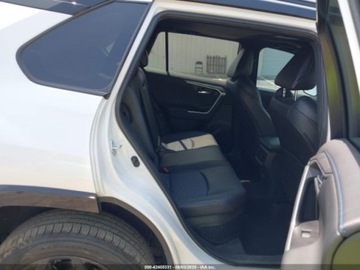 Toyota RAV4 V 2023 Toyota RAV4 2023 TOYOTA RAV4 HYBRID XSE 2.5 Hybryda 176KM, zdjęcie 10