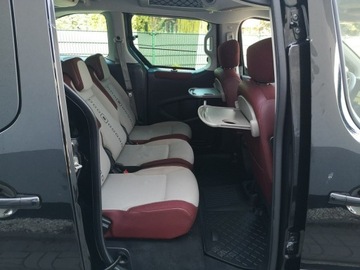 Citroen Berlingo II Combi 1.6 HDI FAP 110KM 2011 Citroen Berlingo 1.6 HDI 111KM KlimatronicTempomat, zdjęcie 19