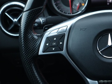 Mercedes CLA C117 Coupe 1.6 200 156KM 2014 Mercedes CLA 200, Salon Polska, Automat, Skóra, zdjęcie 17