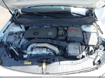 Mercedes GLB 2024 Mercedes-Benz GLB Glb 250 4matic 2024 2.0 Benzyna 221KM, zdjęcie 8