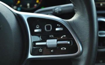 Mercedes Klasa A W177/V177 Hatchback 1.3 200 163KM 2018 Mercedes-Benz Klasa A A200 Automat Benzyna Kamera Nawigacja 1.3 Benzyna, zdjęcie 23