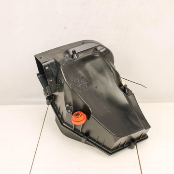 7643301 POUZDRO FILTRU VZDUCHU 520 D XDRIVE 140 2018 BMW 5 (G30)