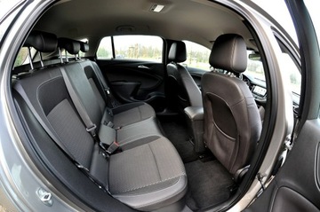 Opel Astra K Sports Tourer 1.4 Turbo 150KM 2016 Opel Astra 1.4 Turbo 150 KM Full Opcja Automat, zdjęcie 9