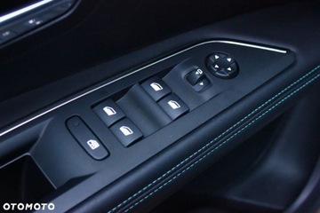 Peugeot 3008 II Crossover Facelifting  1.5 BlueHDi 130KM 2022 Peugeot 3008 Peugeot 3008 BlueHDi 130 Stop amp Start EAT8 Allure 1.5, zdjęcie 31