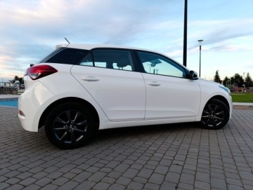 Hyundai i20 II 2018 SPRZEDAM HYUNDAY i20 TYLKO 58TYŚ BIAŁY ZADBANY, zdjęcie 3