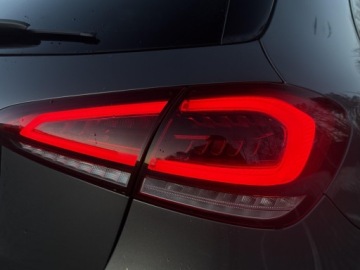 Mercedes Klasa A W177/V177 Hatchback 1.3 200 163KM 2019 Mercedes-Benz A 200, zdjęcie 12