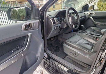 Ford Ranger V Podwójna kabina Facelifting 3.2 Duratorq TDCI 200KM 2018 Ford Ranger Ford Ranger 3.2 TDCi 4x4 DC Limited 3.2 Diesel 200KM, zdjęcie 13