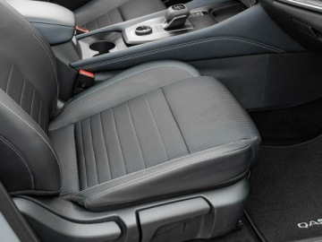 Nissan Qashqai III Crossover 1.3 DIG-T MHEV 158KM 2023 Nissan Qashqai CB213RC#1.3 DIG-T mHEV 4x4 Tekna, zdjęcie 33