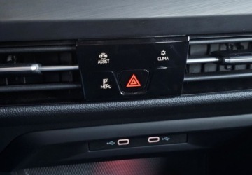 Volkswagen Golf VIII Variant 2.0 TDI 150KM 2022 Volkswagen Golf Variant Tempomat proaktywny ACC- Virtual Cockpit- Alcantar, zdjęcie 21