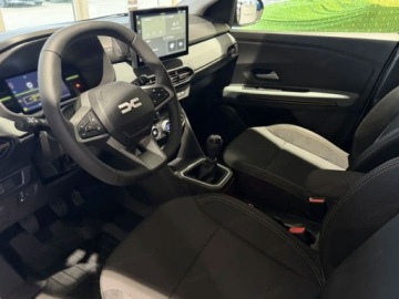 Dacia Jogger 2026 Od ręki - Extreme 7os. 1.2 Eco-G LPG 120KM / Pakiet Zimowy, zdjęcie 5