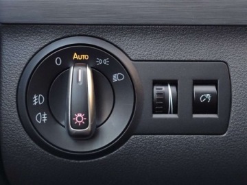 Volkswagen Touran II 1.4 TSI 140KM 2015 Volkswagen Touran Faktura VAT Banzyna Parkowanie 1.4 Benzyna 140KM, zdjęcie 14