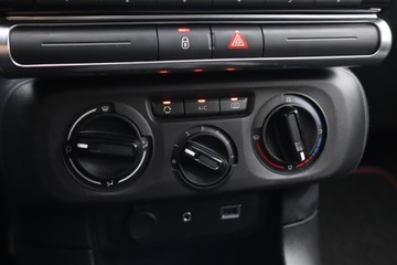Citroen C3 III Hatchback 1.2 PureTech 82KM 2017 Citroen C3 1.2 PureTech, Salon Polska, Serwis ASO, zdjęcie 14
