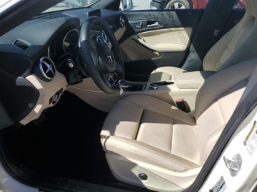 Mercedes CLA C117 2018 Mercedes-Benz CLA 250 2018 2.0 Benzyna 208KM, zdjęcie 7