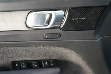 Volvo XC40 Crossover Plug-In Facelifting 1.5 T5 262KM 2022 Volvo XC 40 RECHARGE nawi ful led SKÓRA panorama, zdjęcie 19