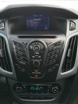 Ford Focus III Hatchback 5d 1.6 Duratorq TDCi DPF 115KM 2013 Ford Focus 1.6 TDCI 115KM Klimatronik Navi ALU, zdjęcie 10