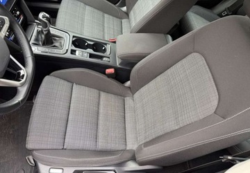 Volkswagen Passat B8 Limousine Facelifting 2.0 TDI SCR 150KM 2021 Volkswagen Passat Volkswagen Passat 2.0 TDI EVO Business 2.0 Diesel 150KM, zdjęcie 20