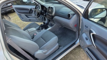 Toyota RAV4 II 2.0 i 16V 150KM 2000 TOYOTA RAV4 II 2.0 VVT-i 150KM PRZEBIEG 135T.KM!SPECIAL 4x4 KLIMA-Z NIEMIEC, zdjęcie 34