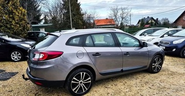 Renault Megane III Grandtour 1.6 16v 100KM 2010 Renault Megane 1.6 16V benzyna NISKI PRZEBIEG klimatyzacja super OKAZJA, zdjęcie 13