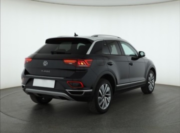 Volkswagen T-Roc I SUV Facelifting 1.5 TSI ACT 150KM 2022 VW T-Roc 1.5 TSI, Salon Polska, Serwis ASO, zdjęcie 4