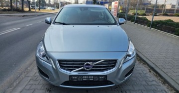 Volvo S60 II Sedan 1.6 D2 115KM 2011 Volvo S60 Bardzo bogata opcja i dobry stan samochodu 1.6 Diesel 115KM, zdjęcie 31