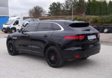 Jaguar F-Pace SUV 3.0 TDV6 300KM 2016 Jaguar F-Pace Jaguar F-Pace 3.0 TDV6 AWD 300 Sport 3.0 Diesel 300KM, zdjęcie 8