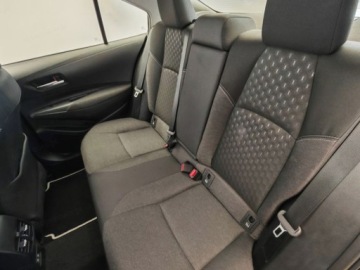 Toyota Corolla XII Sedan Facelifting 1.8 Hybrid 140KM 2025 Od ręki - Comfort 1.8 Hybrid 140KM | Podgrzewane fotele!, zdjęcie 15