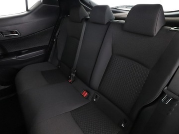 Toyota C-HR I Crossover Facelifting 1.8 Hybrid 122KM 2021 Toyota C-HR HEV kamera klima-auto tempomat hak LED, zdjęcie 16