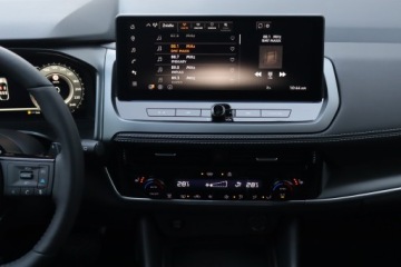 Nissan Qashqai III Crossover Facelifting 1.3 DIG-T MHEV 158KM 2025 Nissan Qashqai 1.3 DIG-T MHEV, 1. Właściciel, zdjęcie 12