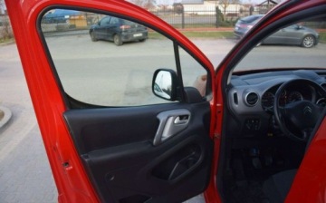 Citroen Berlingo II Combi Facelifting 2015 1.6 BlueHDi 120KM 2018 Citroen Berlingo 1.6HDI 2018r Serwis Panorama Klimatronik 5-Osobowy Sprowa, zdjęcie 14