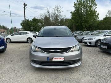 Chrysler Pacifica II 3.6 V6 291KM 2018 Chrysler Pacifica 3.6 benzyna/Automat/8 miejsc/Fak, zdjęcie 2