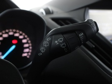 Ford Kuga II 2016 Ford Kuga panorama navi grzane fotele półskóra, zdjęcie 31