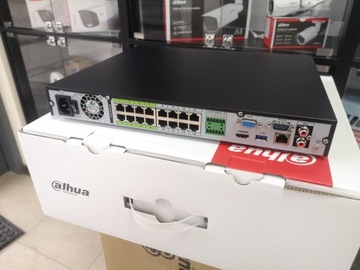 Регистратор Dahua NVR5216-16P-4KS2E, 16 IP-камер,