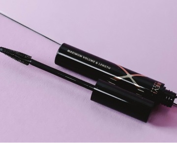 Черная утолщающая и удлиняющая тушь для ресниц XL Revers Mascara 10 мл