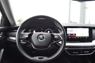 Skoda Octavia IV Kombi 2.0 TDI 150KM 2021 Skoda Octavia 2.0 TDI 150KM Style Kamera Czujniki Podgrz.fot Ambiente Navi, zdjęcie 11