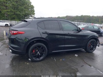 Alfa Romeo Stelvio SUV Facelifting 2.0 Turbo 280KM 2021 Alfa Romeo Stelvio Ti 2021 2.0l 2.0 Benzyna 280KM, zdjęcie 6