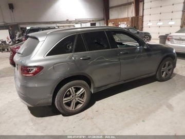 Mercedes GLC C253 2021 Mercedes-Benz GLC 2021 MERCEDES-BENZ GLC 300 4MATIC SUV 2.0 Benzyna 255KM, zdjęcie 4