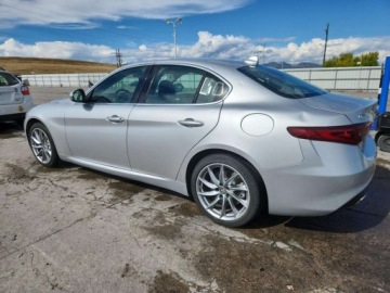 Alfa Romeo Giulia II Sedan 2.0 TBi 280KM 2017 Alfa Romeo Giulia Q4 2017 2.0 Benzyna 280KM, zdjęcie 1