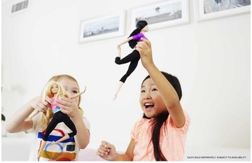 LALKA BARBIE MADE TO MOVE FITNESS model DHL82