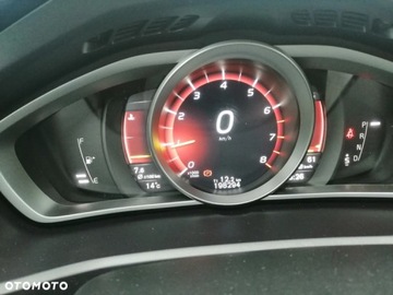 Volvo V40 II Hatchback Facelifting 1.5 T3 152KM 2019 Volvo V40 Cross Country II 1.5 T3 aut, jasne wnętrze, bezwypadkowy, zdjęcie 10