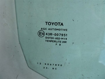 ВЕТРОВОЕ СТЕКЛО ПРАВОЙ ДВЕРИ TOYOTA YARIS II 3D 2008