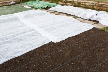 AGR НЕТКАНЫЙ БЕЛЫЙ GF 0,8х50м 50г ОСЕНЬ/ЗИМА ПОКРЫТИЕ ТОЛСТАЯ