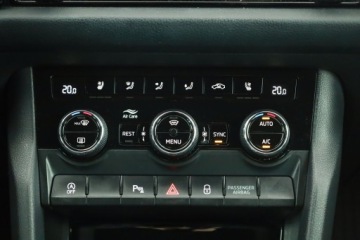 Skoda Kodiaq I SUV Facelifting 2.0 TSI 190KM 2022 Skoda Kodiaq 2.0 TSI, Salon Polska, Serwis ASO, zdjęcie 9