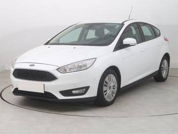 Ford Focus III Hatchback 5d facelifting 1.5 TDCi 95KM 2015 Ford Focus 1.5 TDCi, Salon Polska, Serwis ASO, zdjęcie 1