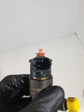 WTRYSKIWACZ 0445110566 CITROEN PEUGEOT 1.6 HDI