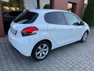 Peugeot 208 I Hatchback 5d Facelifting 1.6 BlueHDi 100KM 2017 Peugeot 208 1.6 diesel 99 KM zarej w PL zadbany mozliwa zamiana, zdjęcie 3