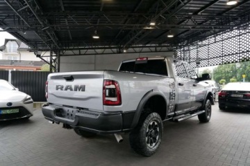  RAM 2500 Powerwagon 2500 Heavy Duty 6400cm3 410KM 6os 3 amort. Wyciagarka, zdjęcie 2