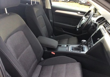 Volkswagen Passat B8 Limousine 1.8 TSI BlueMotion Technology 180KM 2017 Volkswagen Passat 1.8 TSI 180 KM DSG FVMarza aktywny tempomat LED Top 1.8, zdjęcie 19